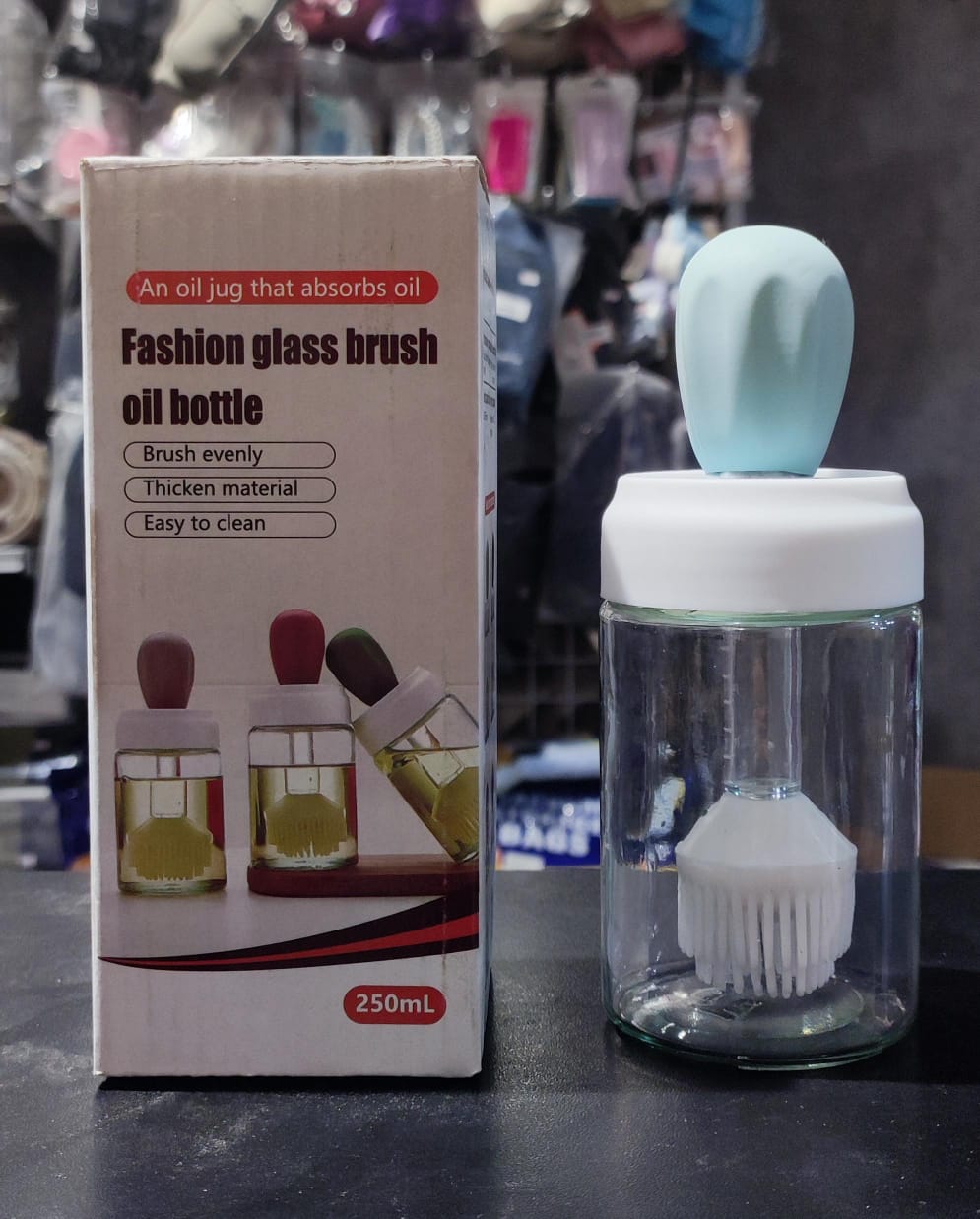 Oil Dispenser Bottle With Silicone Brush – 2-in-1 Cooking Oil Tank & Heat-Resistant Glass Basting Brush